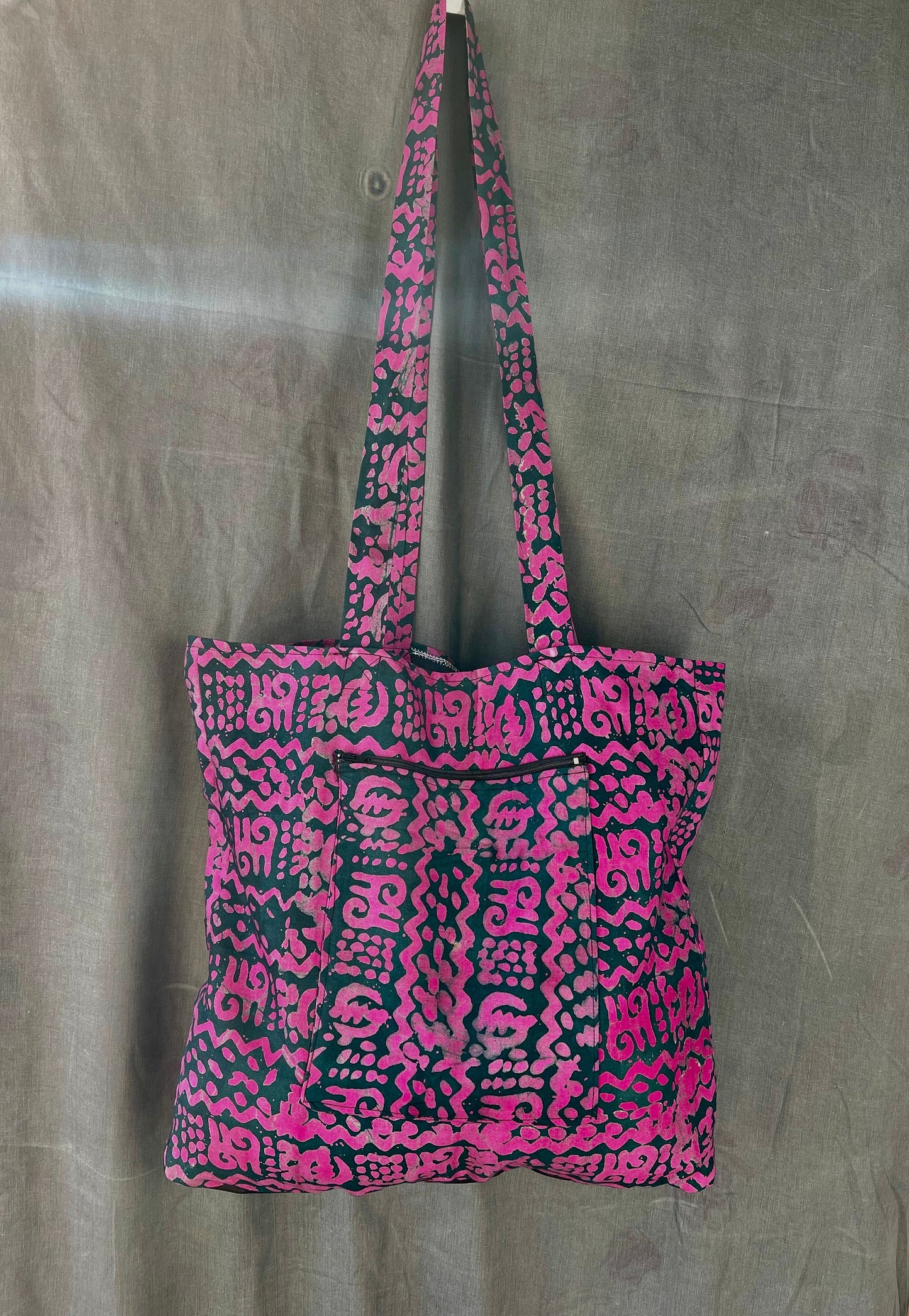Tote Bag / Jutebeutel/ Jute bag Handtasche mit Lederboden mit langen Henkeln aus afrikanischem Stoff, Batik, handgefertigt aus Ghana