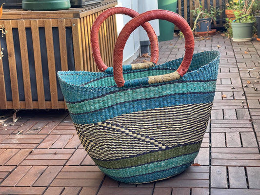 Großer, handgewebter Korb - Bolga Basket - U-Shopper mit Ledergriff - aus Bolgatanga - Ghana - Afrika - Einkaufskorb Picknickkorb