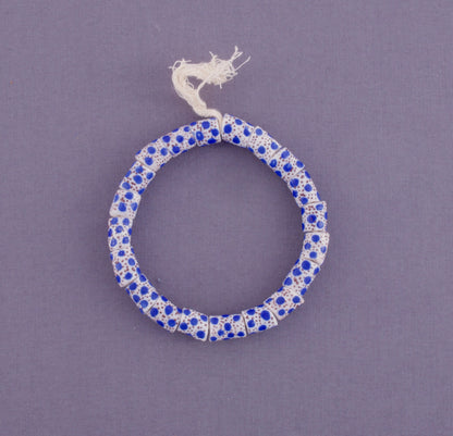 weiß - buntes, afrikanisches Armband / Perlenarmband aus recyceltem Glas, handgemalt, Beads aus Ghana Freundschaftsarmband Partnerarmband